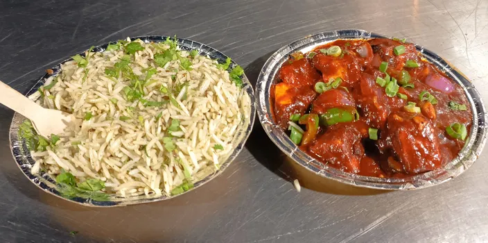 Ajmer-Chili_Paneer_and_rice.jpeg