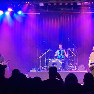Love_Buzz-Nirvana_Tribute