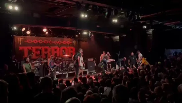 0644b15f369c4e02adf3915e4e851e61.mp4